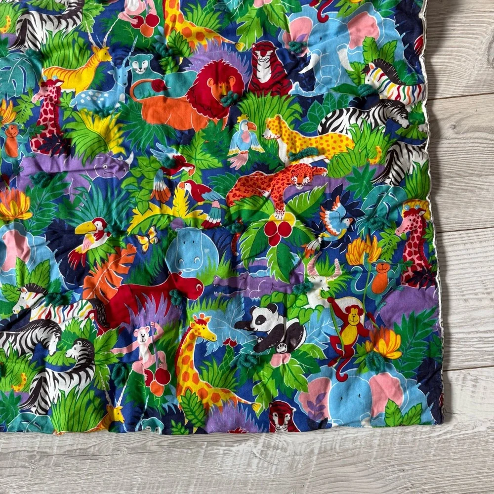 Handmade VTG Colorful Baby Quilt Animals Animal Print‎ Hand Tied Cheetah Leopard